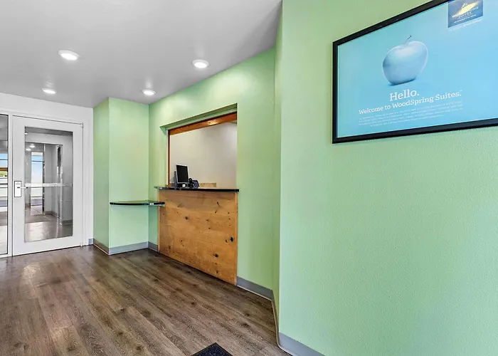 Hotel Woodspring 3*