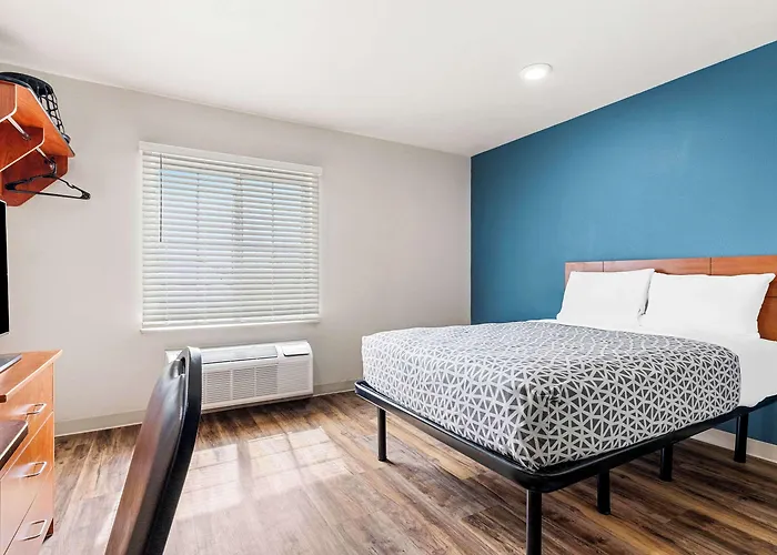 Hotel Woodspring 3*