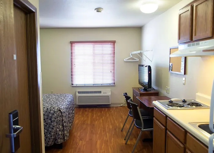 Hotel Woodspring 3*